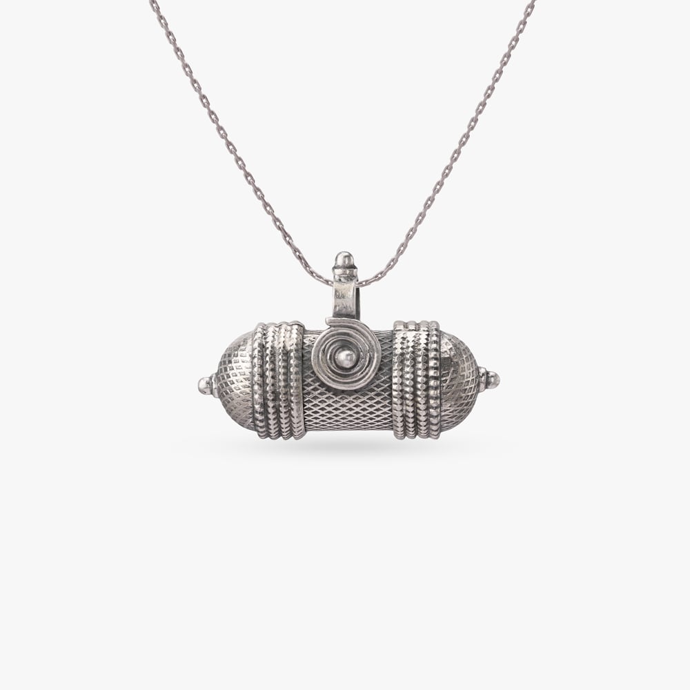 

Legacy Vault Silver Pendant