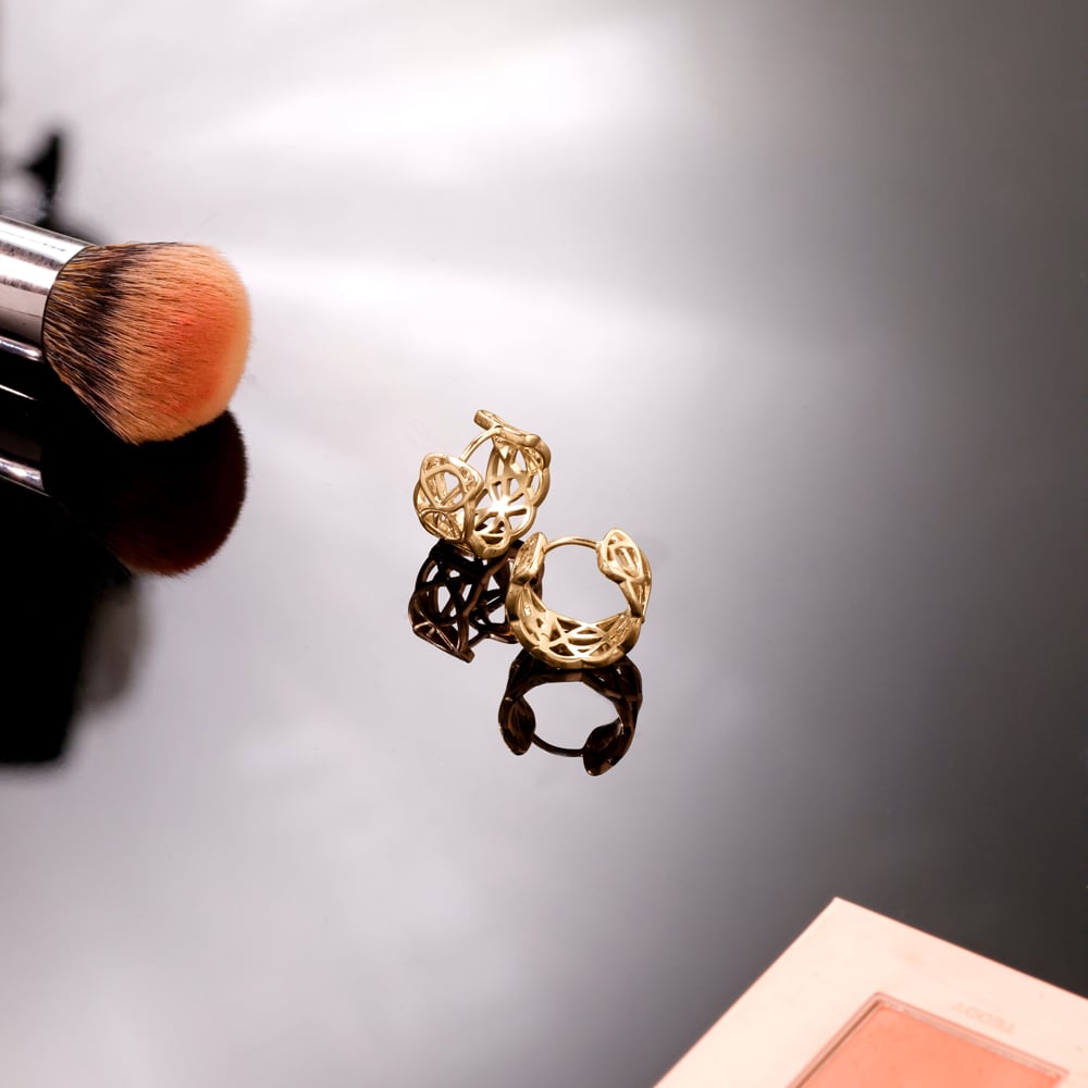 Intricate Lattice Gold Hoop Earrings,,hi-res image number null