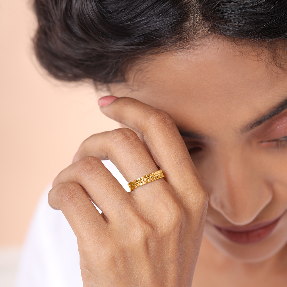 Artisan Array 18KT Finger Ring,,hi-res image number null