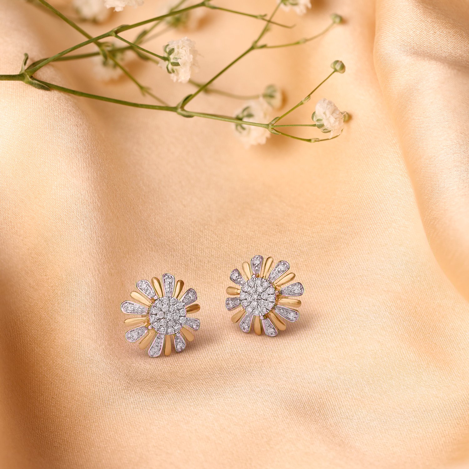 Daisy Shine Diamond Stud Earrings,,hi-res image number null