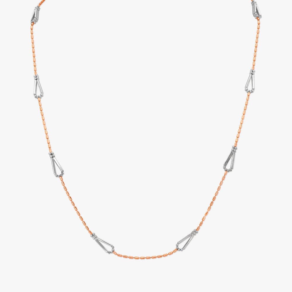 

Graceful Sophisticated Gold Chain