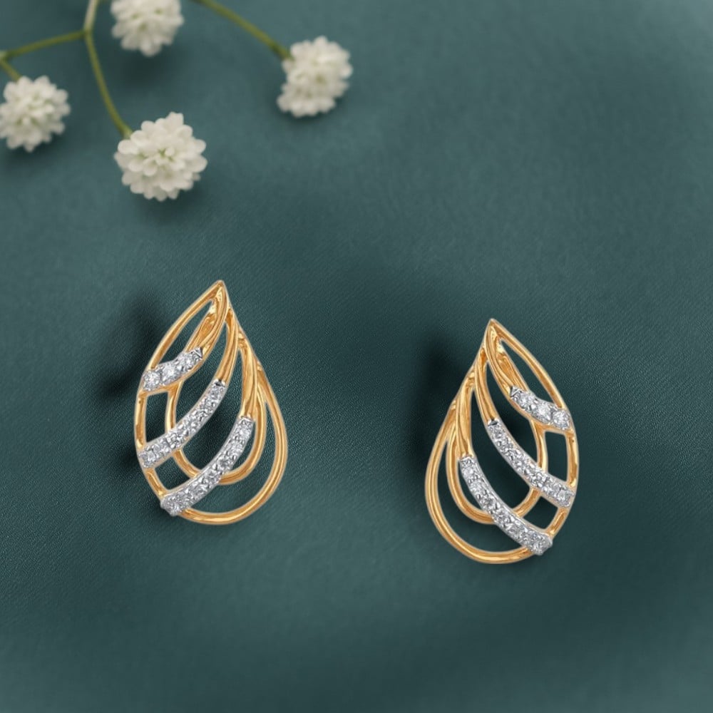 Flowing Dewdrop Diamond Stud Earrings,,hi-res image number null