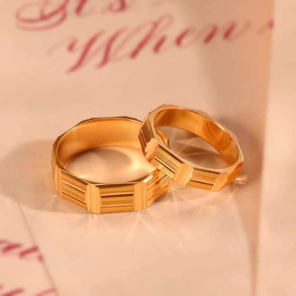 Couple gold deals ring tanishq
