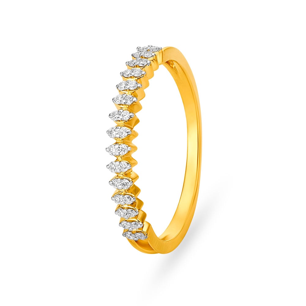Exquisite 18 Karat Yellow Gold And Diamond Studded Finger Ring,,hi-res image number null