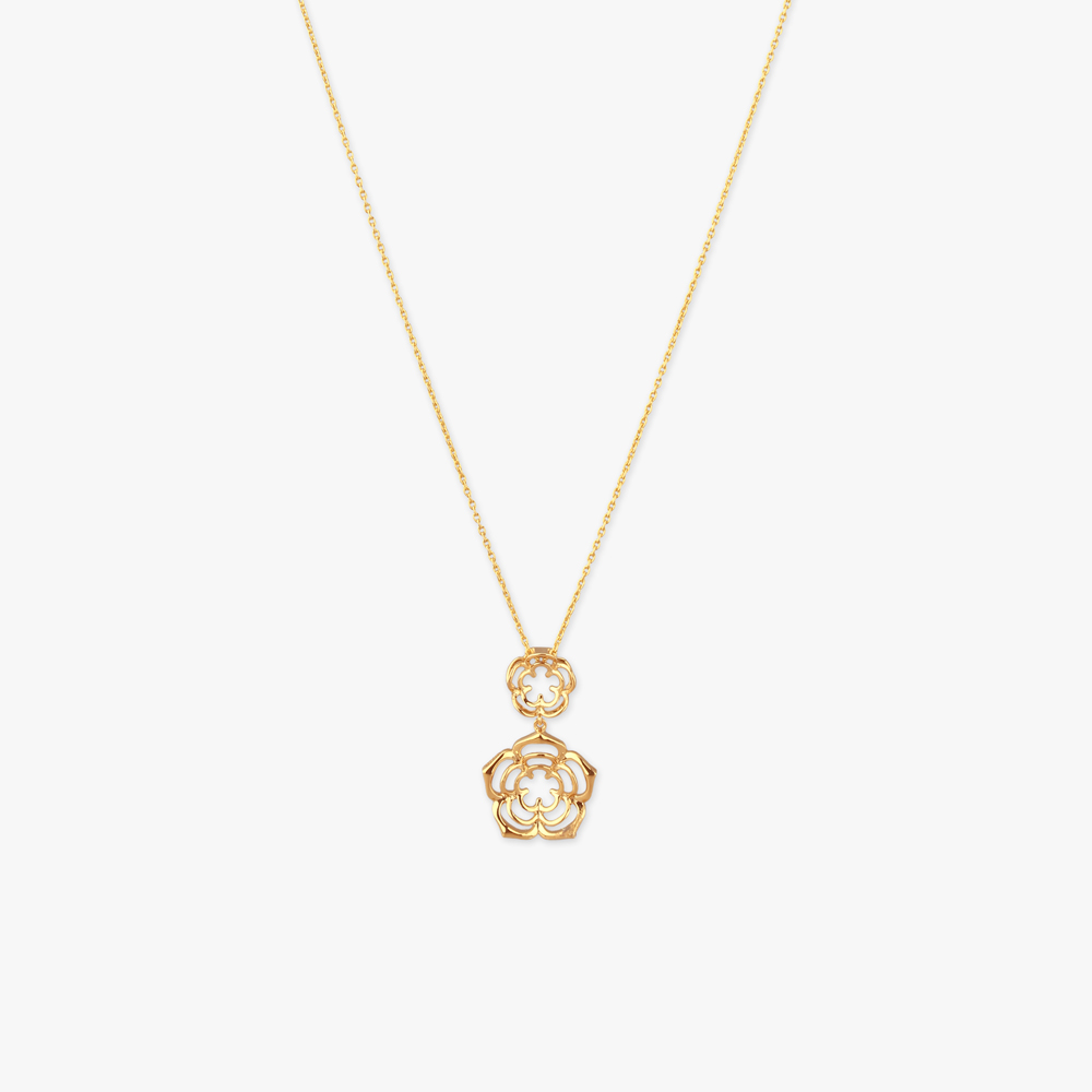 

Bloom Crest Gold Pendant with Chain