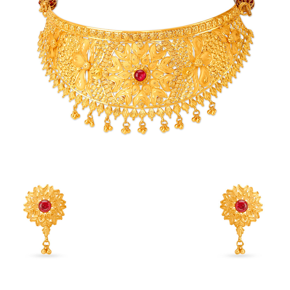 Enchanting Gold Choker Necklace Set with Kolkata Work