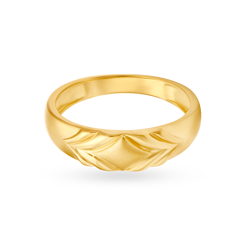 Dapper 22 Karat Yellow Gold Concentric Patterned Finger Ring,,hi-res image number null