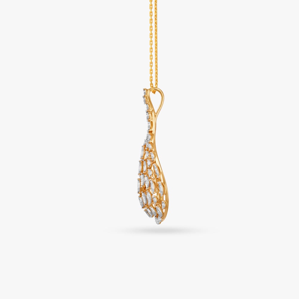 Alluring Teardrop Diamond Pendant and Earrings Set,,hi-res image number null
