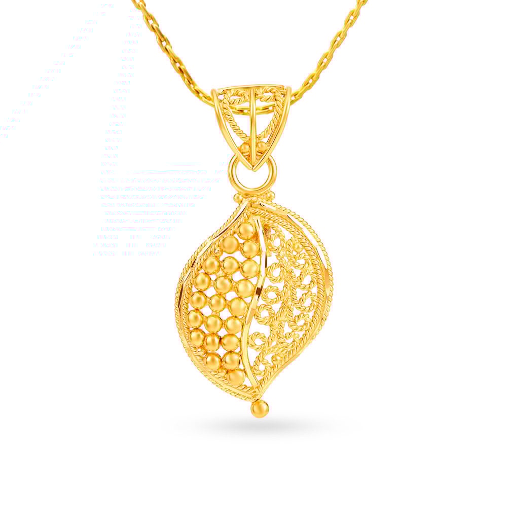 

Scintillating 22 Karat Gold Pendant With Jali Work
