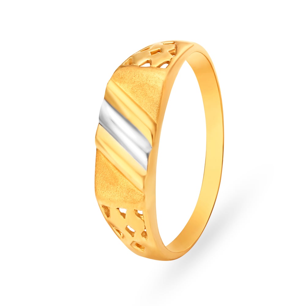 

Elegant 22 Karat Yellow Gold Mesh Pattern Rectagular Finger Ring