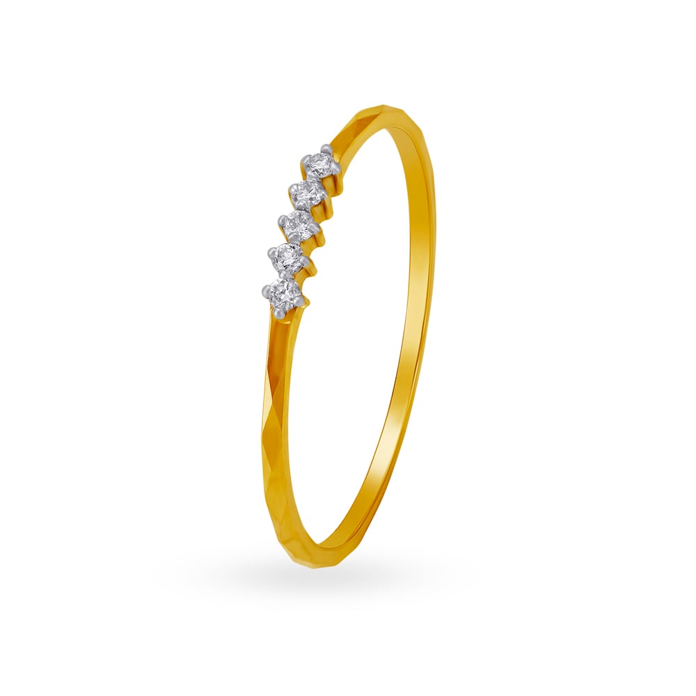 

Elegant 18 Karat Yellow Gold And Diamond Finger Ring
