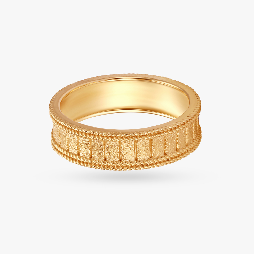 Classic Striking Ring for Men,,hi-res image number null