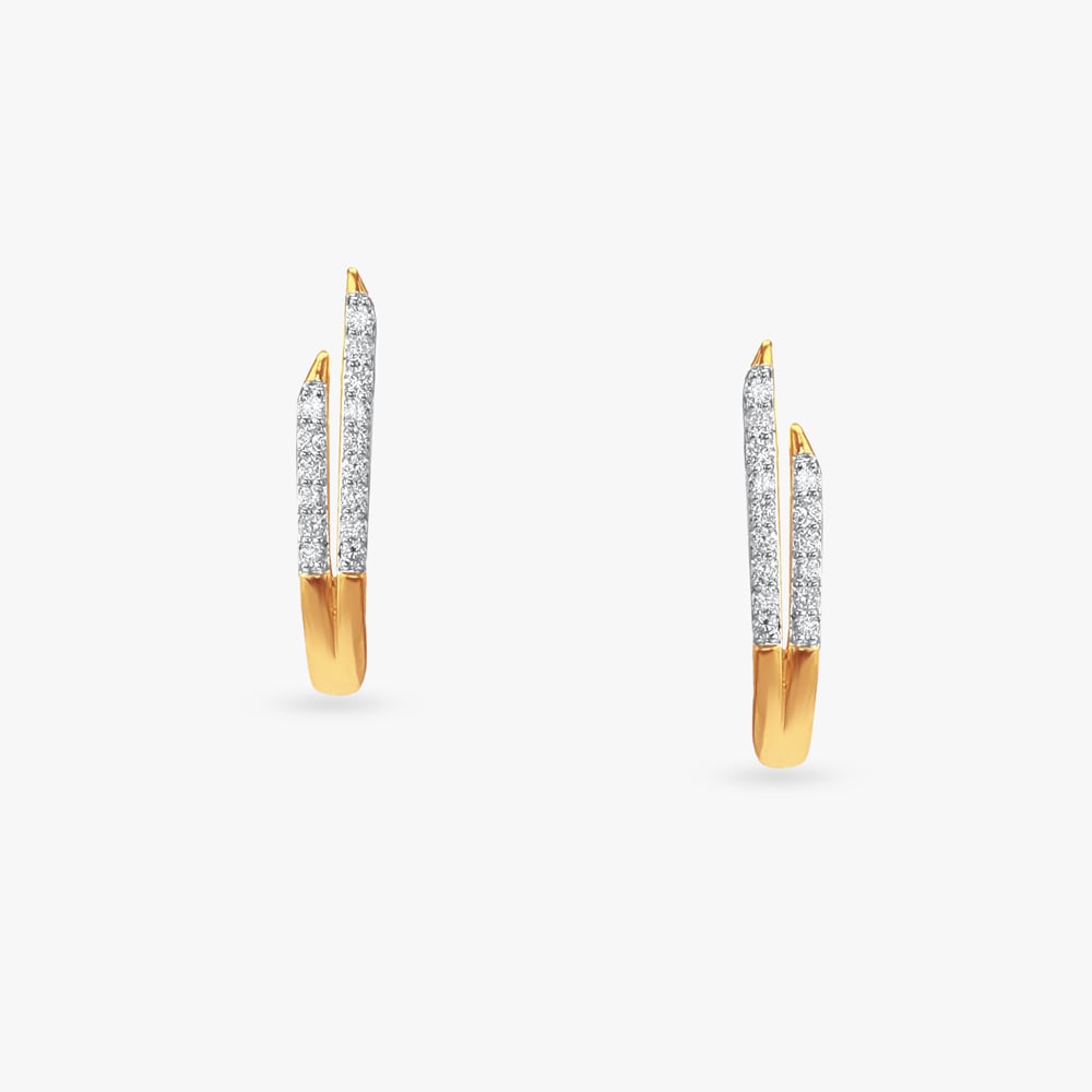 

Parallel Gleam Diamond Stud Earrings