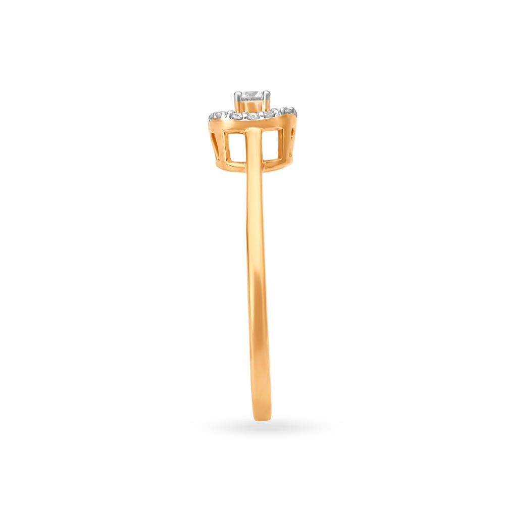 Stately Gold and Diamond Finger Ring,,hi-res image number null