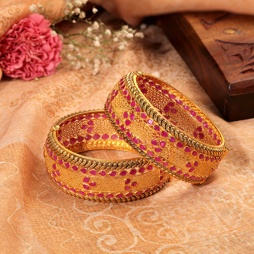 Vibrant Broad Bangle,,hi-res image number null