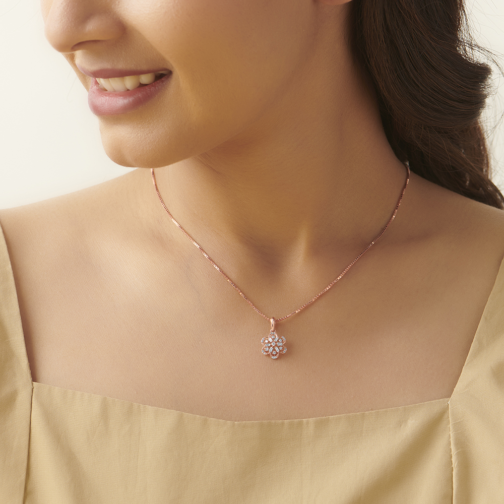 Slender Petals Diamond Pendant,,hi-res image number null