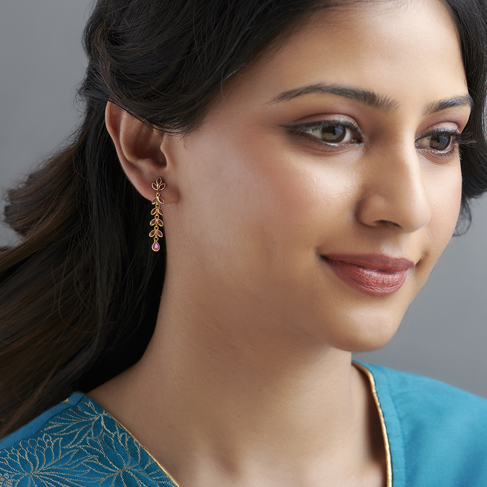 Graceful 22 Karat Yellow Gold Lead Patterned Drop Earrings,,hi-res image number null