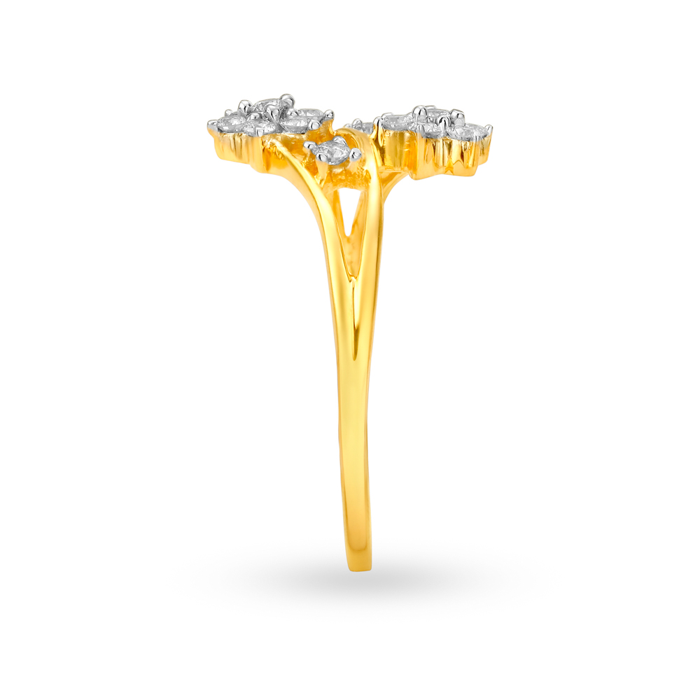Floral 18 Karat Gold And Diamond Finger Ring,,hi-res image number null