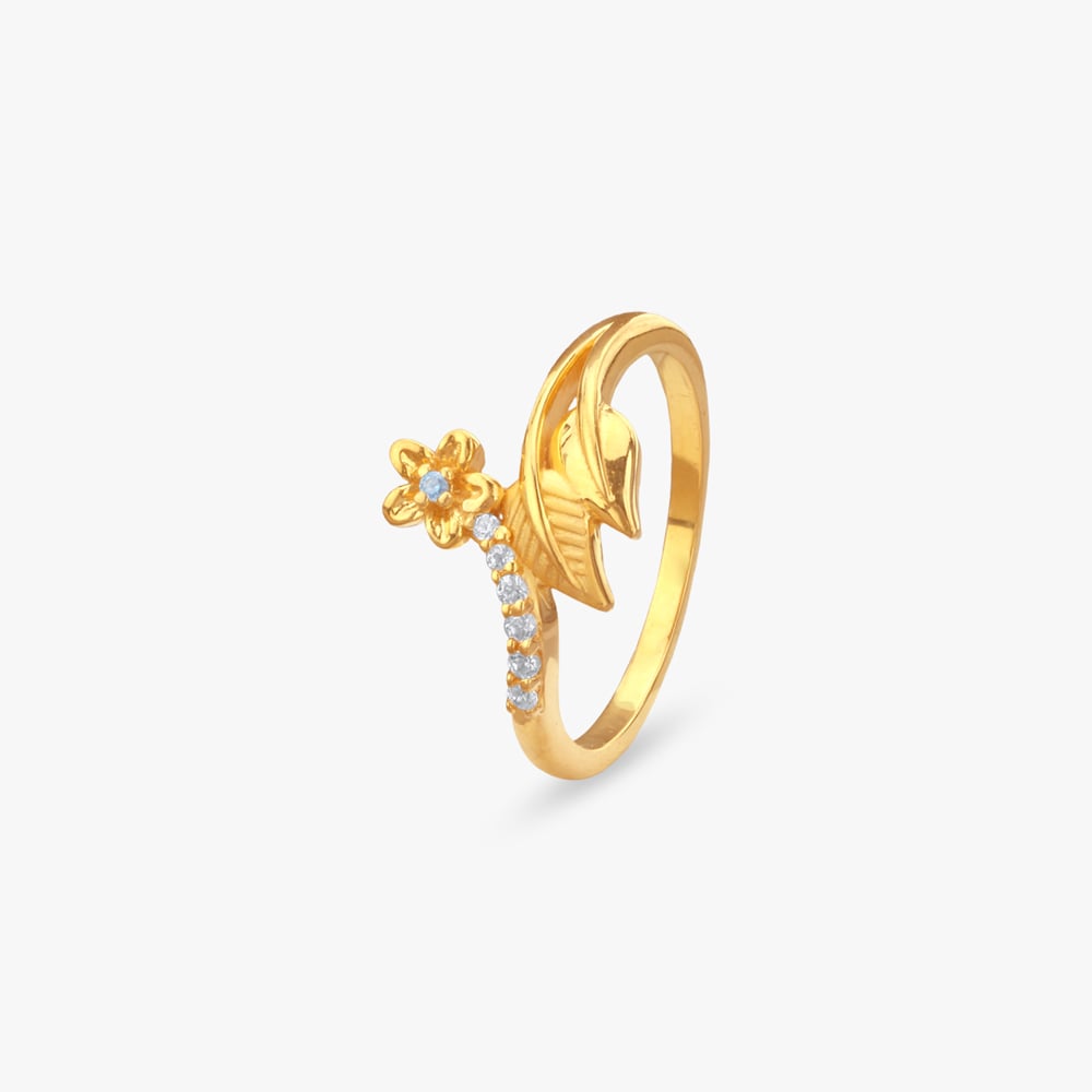 

Garden Glow Gold Finger Ring