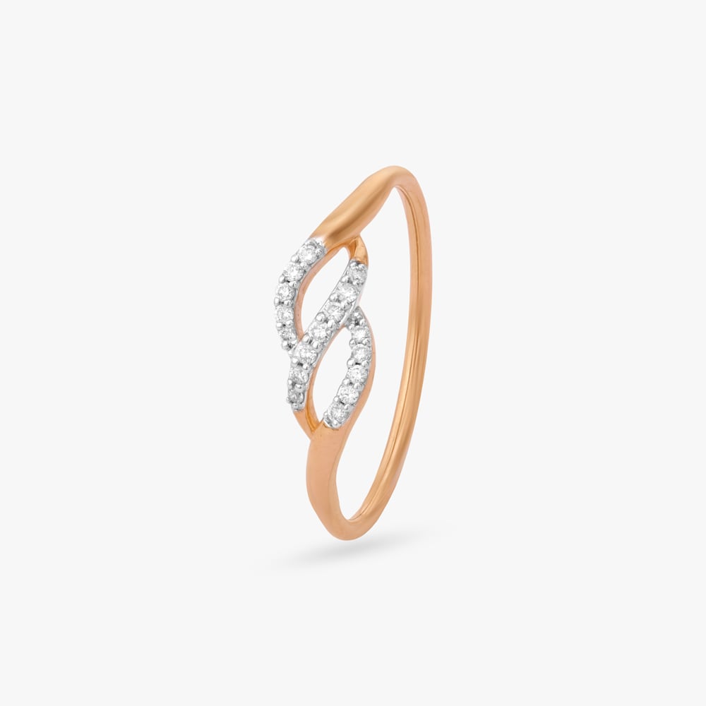 

Intertwine Flow Diamond Ring