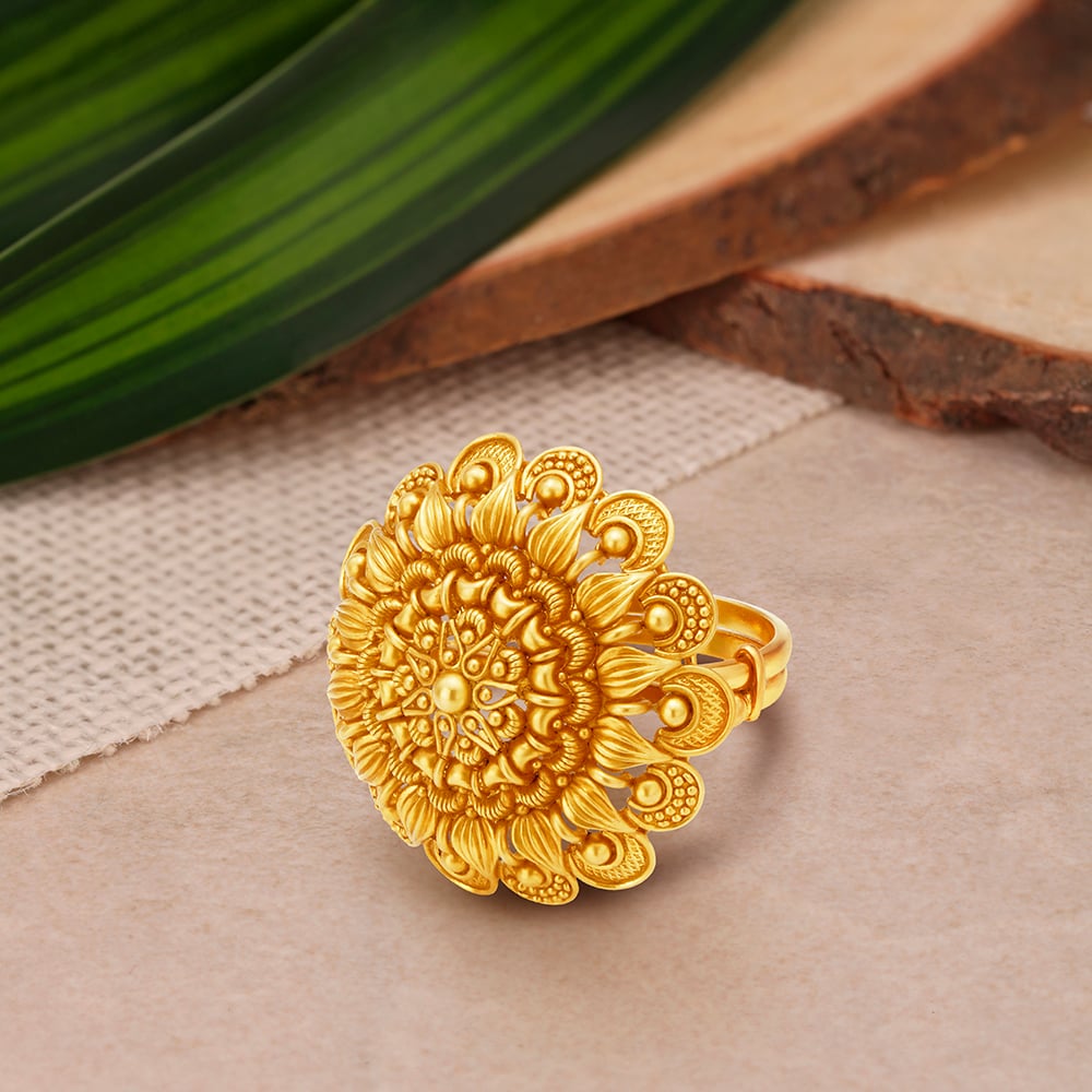 Mesmerizing 22 Karat Yellow Gold Floral Cocktail Ring