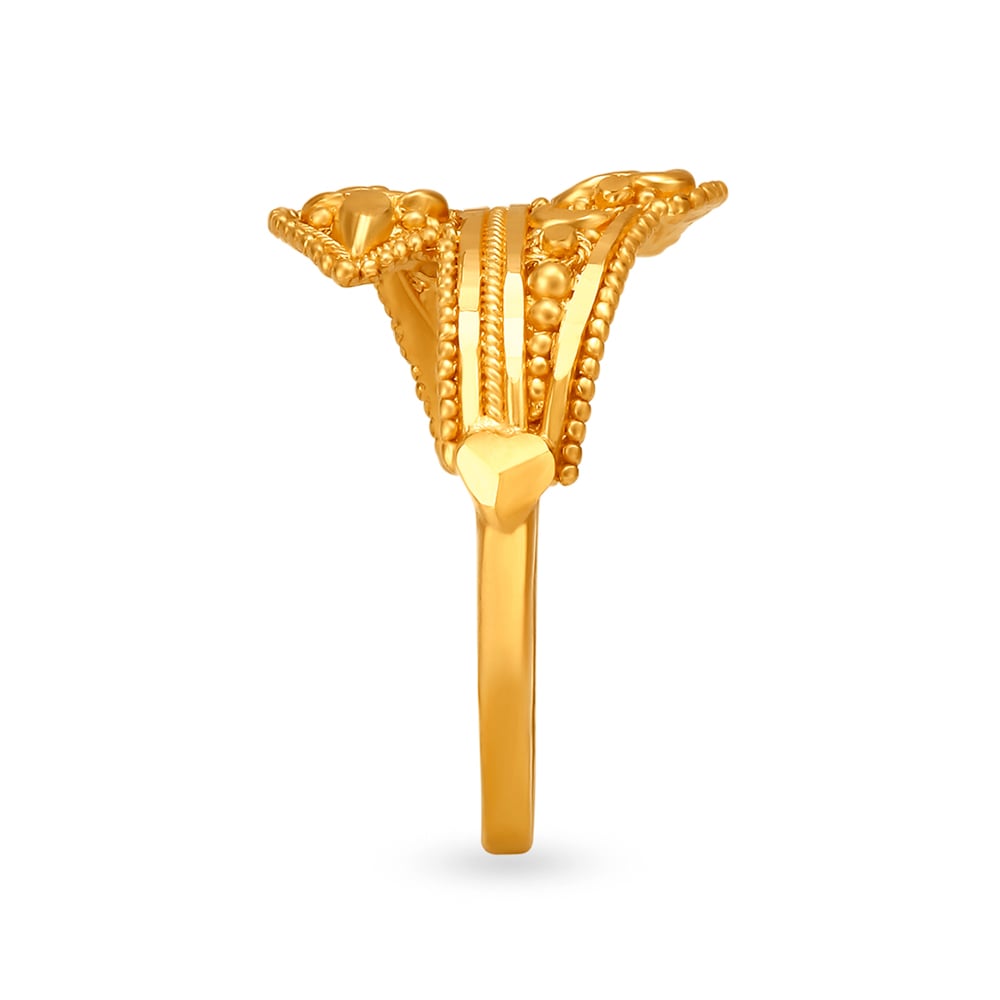 Ornate 22 Karat Yellow Gold Overlap-Design Ring,,hi-res image number null