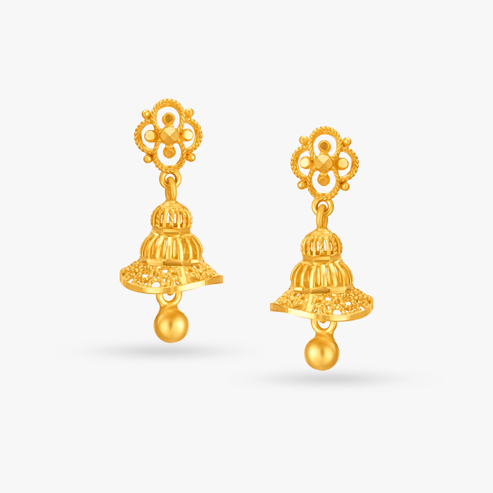 

Impressive Traditional Jhumkas