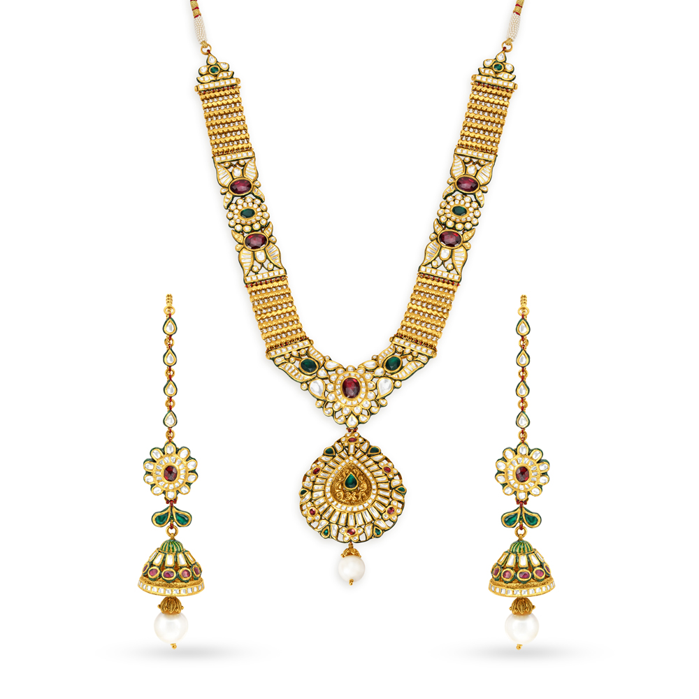 Gorgeous Gold Necklace Set for the Punjabi Bride