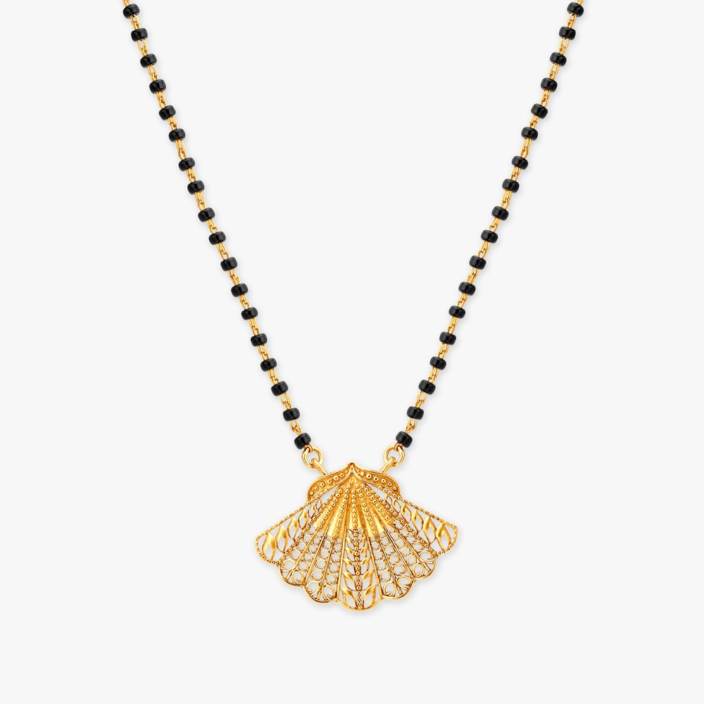Shell-Shaped Gold Mangalsutra,,hi-res image number null