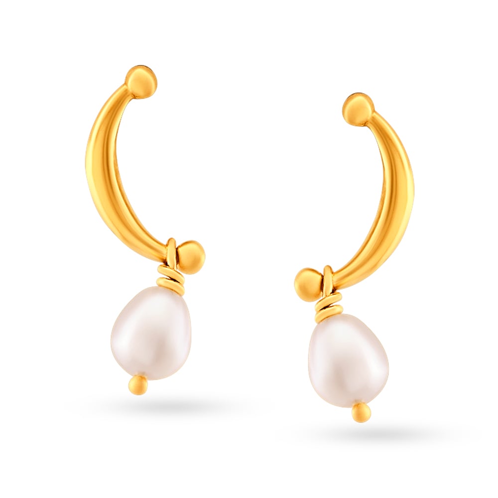 

Glistening Pearl Drop Earrings