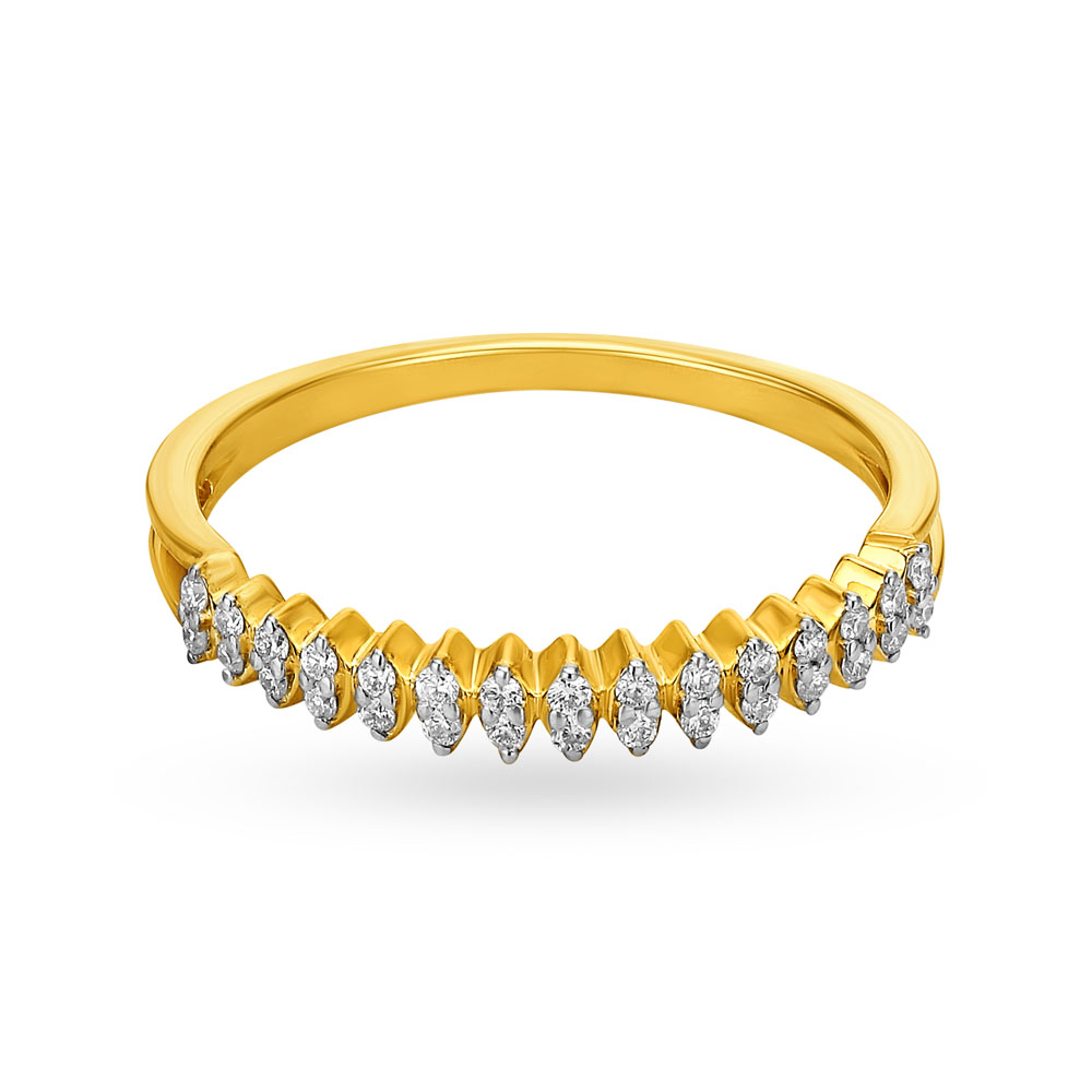 Exquisite 18 Karat Yellow Gold And Diamond Studded Finger Ring,,hi-res image number null