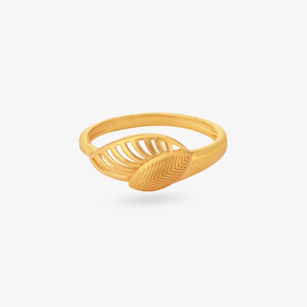 Flowing Leaf Gold Ring,,hi-res image number null