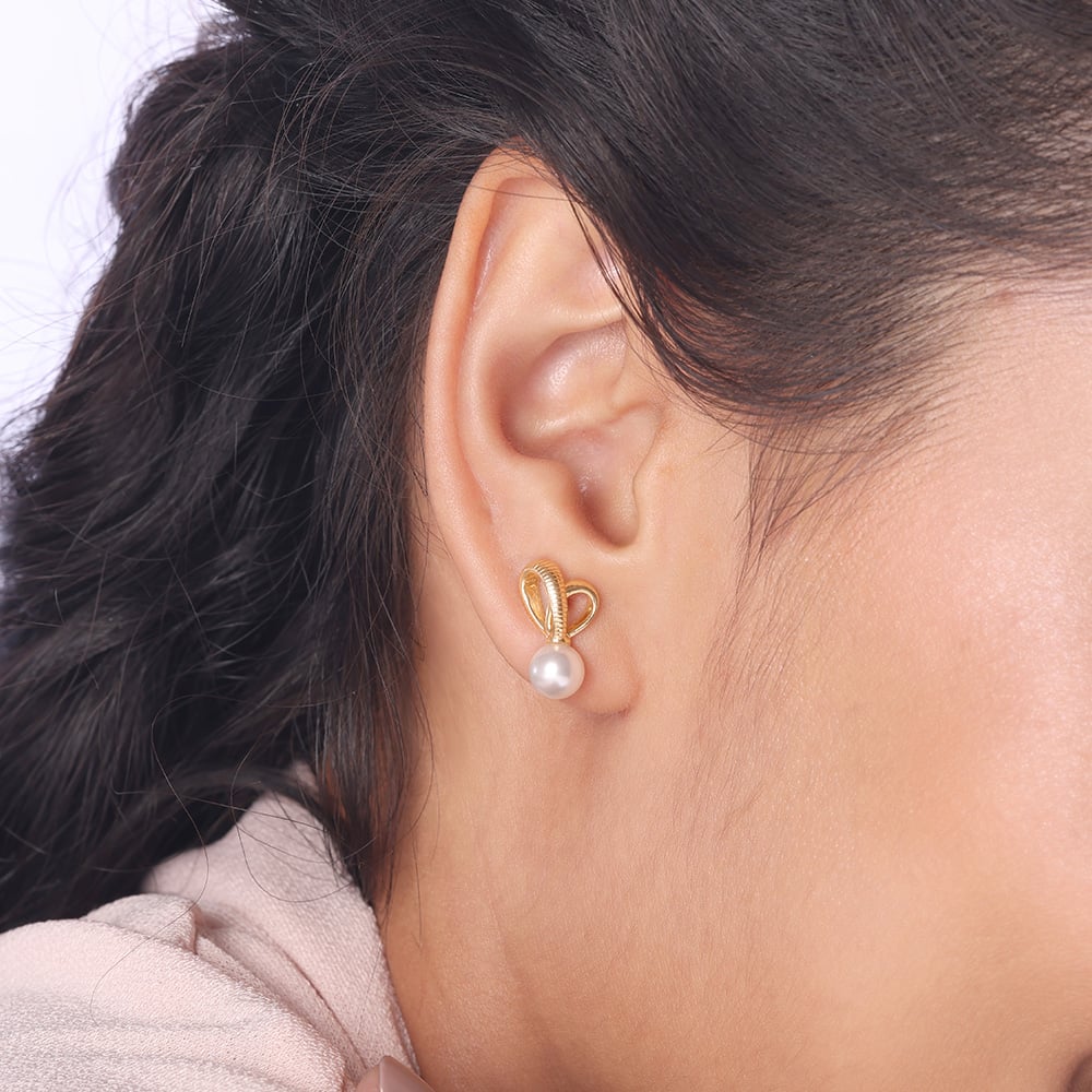 Ribbon Kiss Crystal White Earrings,,hi-res image number null