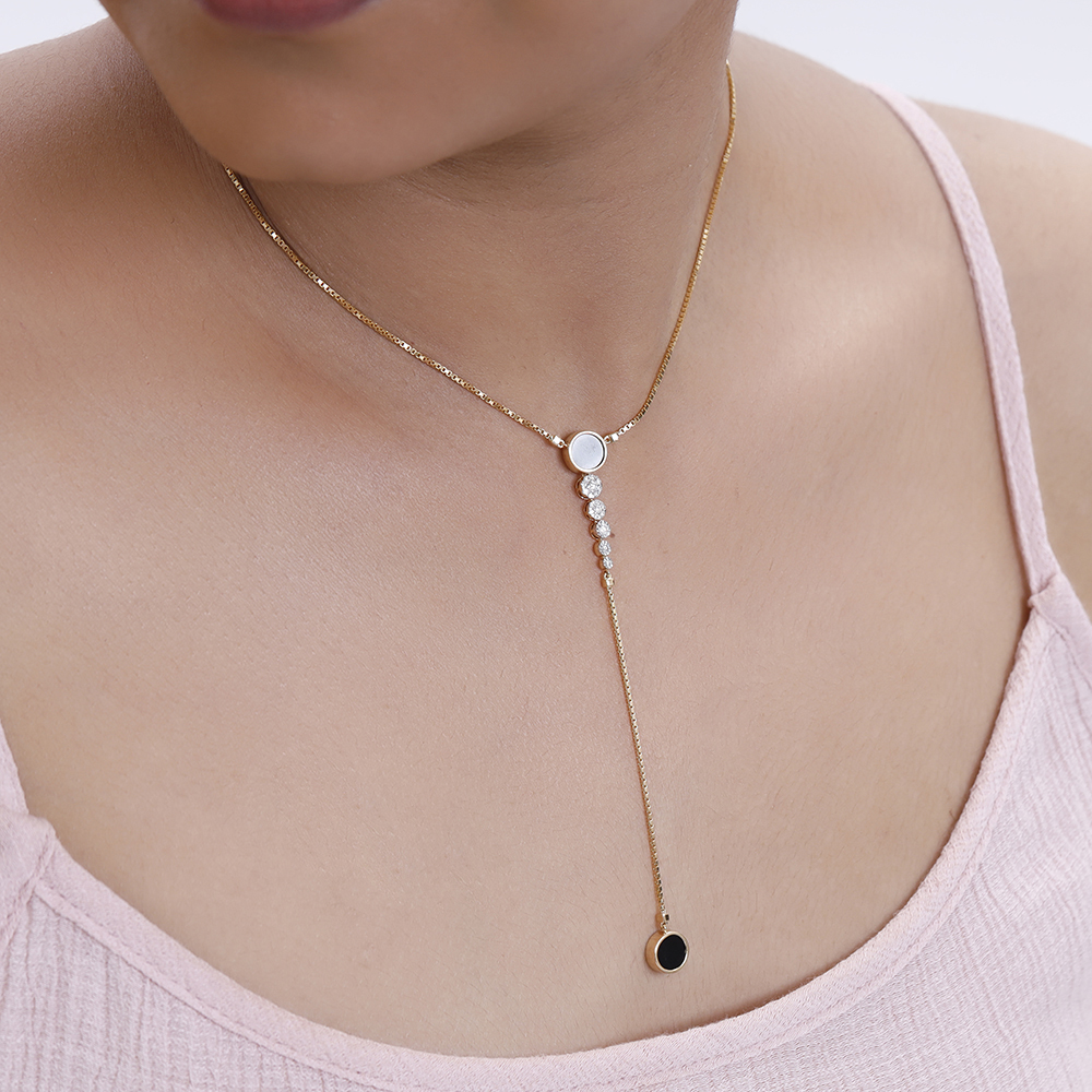 18KT Yellow Gold Charming Diamond and Onyx Necklace,,hi-res image number null