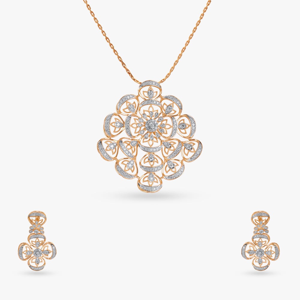 

Sculpted Light Diamond Pendant and Earrings set