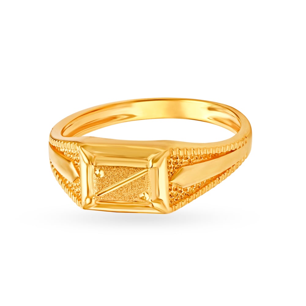 Striking 22 Karat Yellow Gold Etched Finger Ring,,hi-res image number null