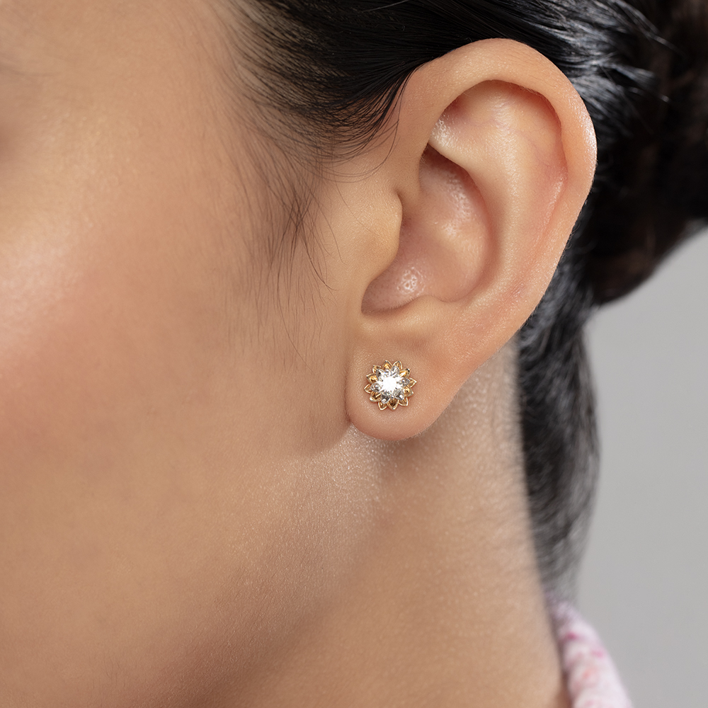 Eternal Bloom 14 kt Gold & Diamond Stud Earrings,,hi-res image number null