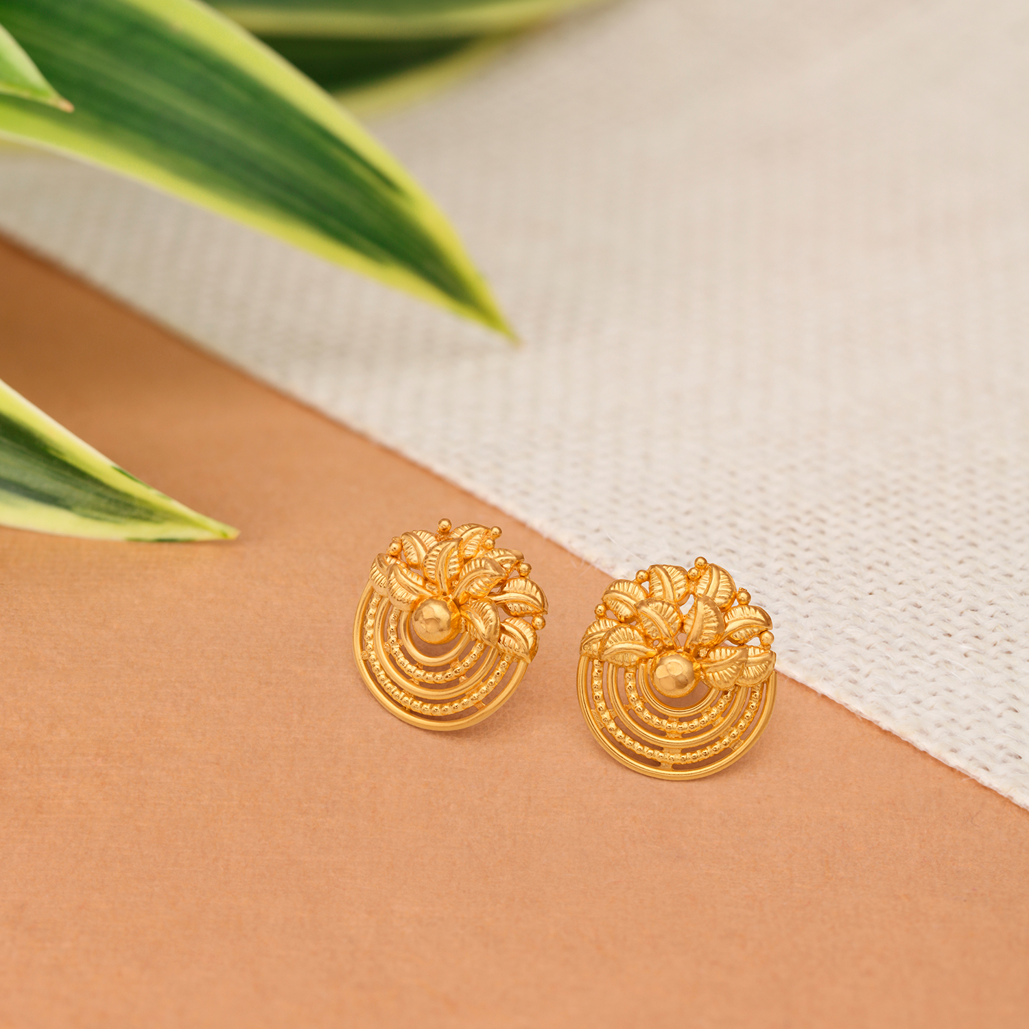 Intricate 22 Karat Yellow Gold Beaded Circular Studs