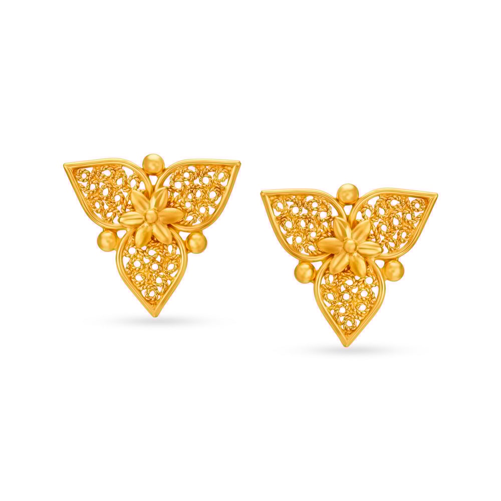 

Stunning Flower Design Gold Stud Earrings