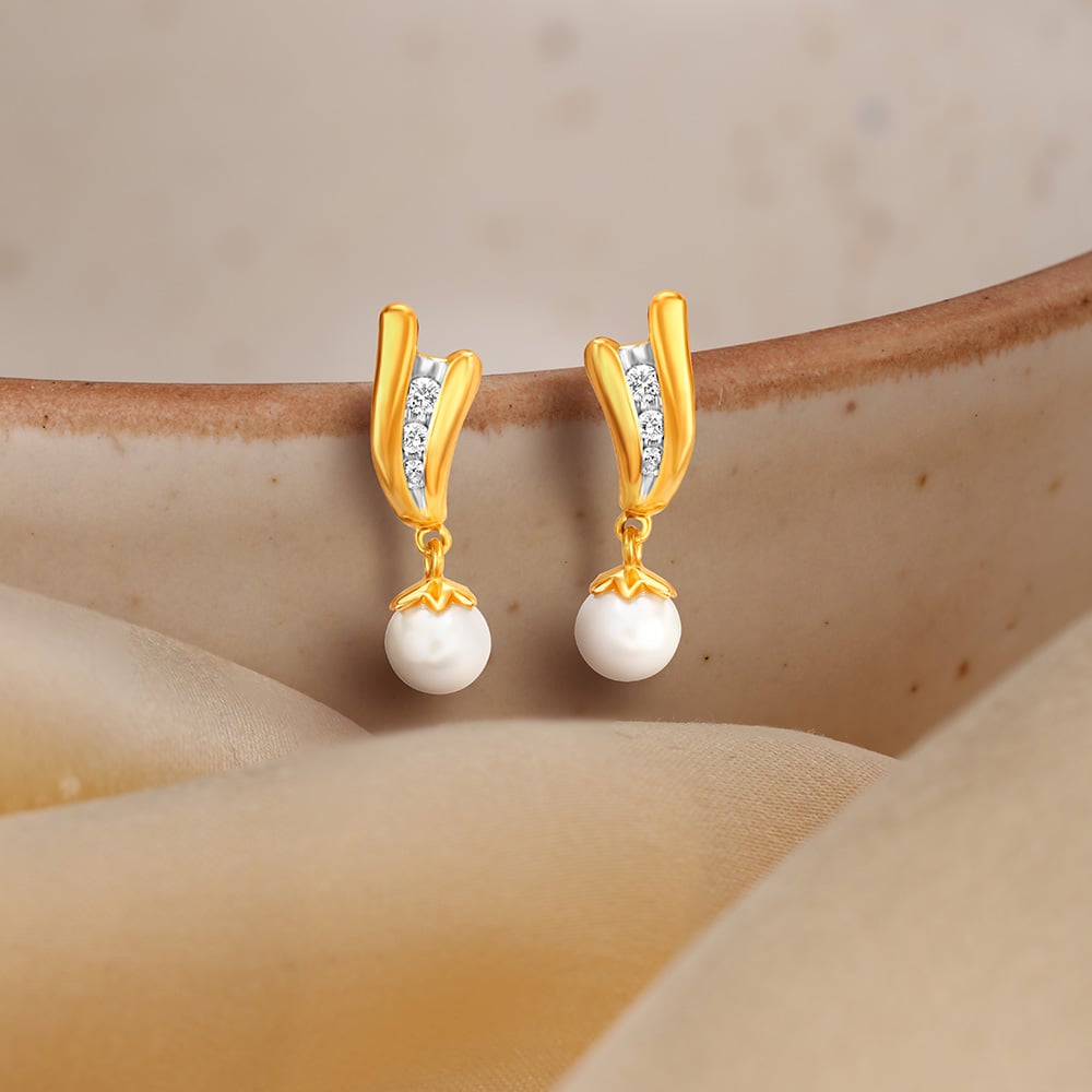 

Swing Spark Diamond Hoop Earrings