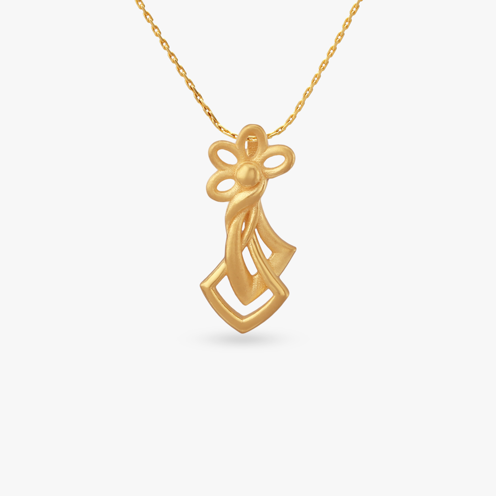 

Petal Weave Gold Pendant