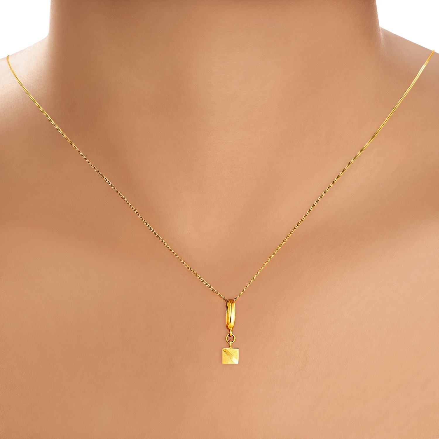 Chic Gold Pendant,,hi-res image number null