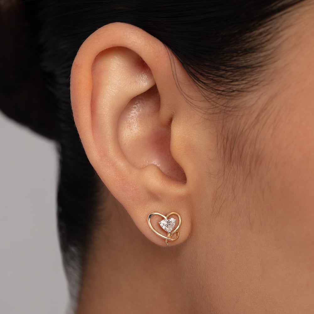 Enchanted Heart 14 kt Gold & Diamond Stud Earrings,,hi-res image number null