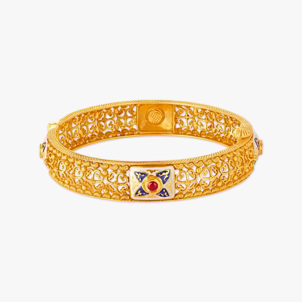 Royal Elegant Bangle
