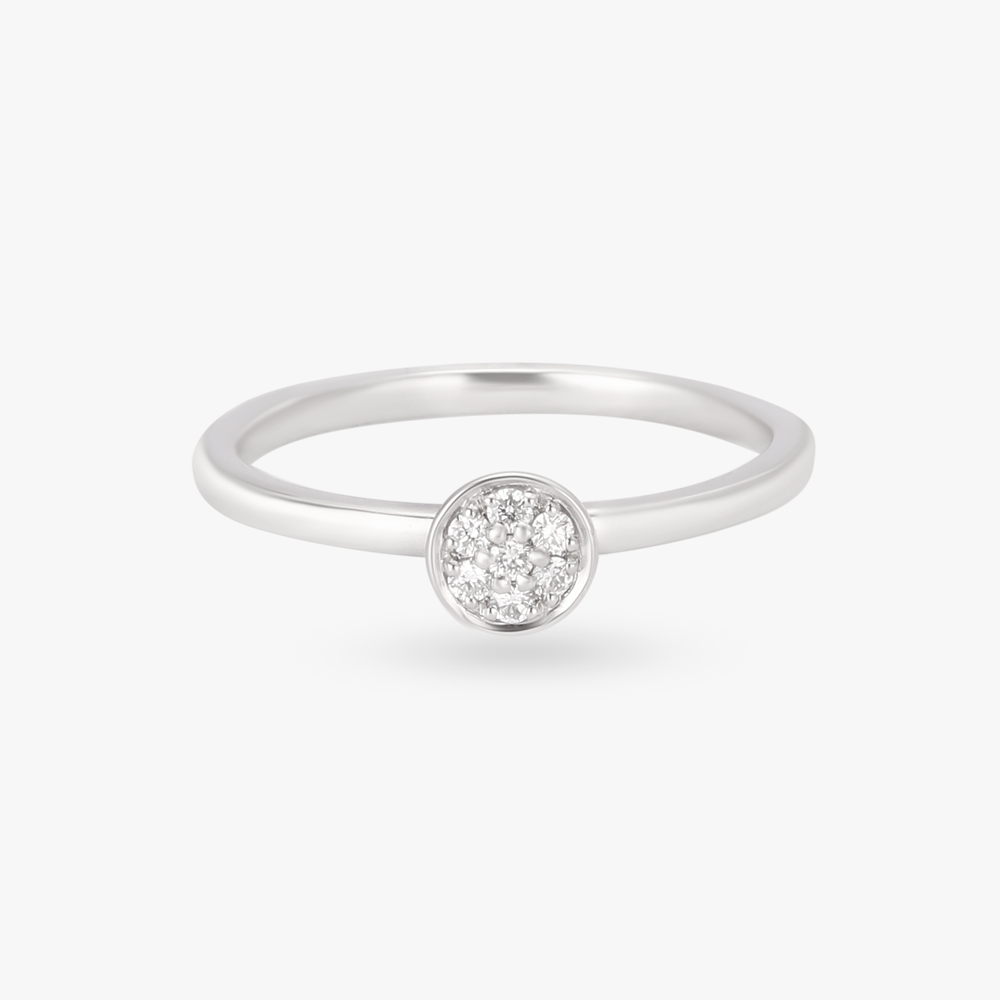 

Contemporary Diamond Finger Ring
