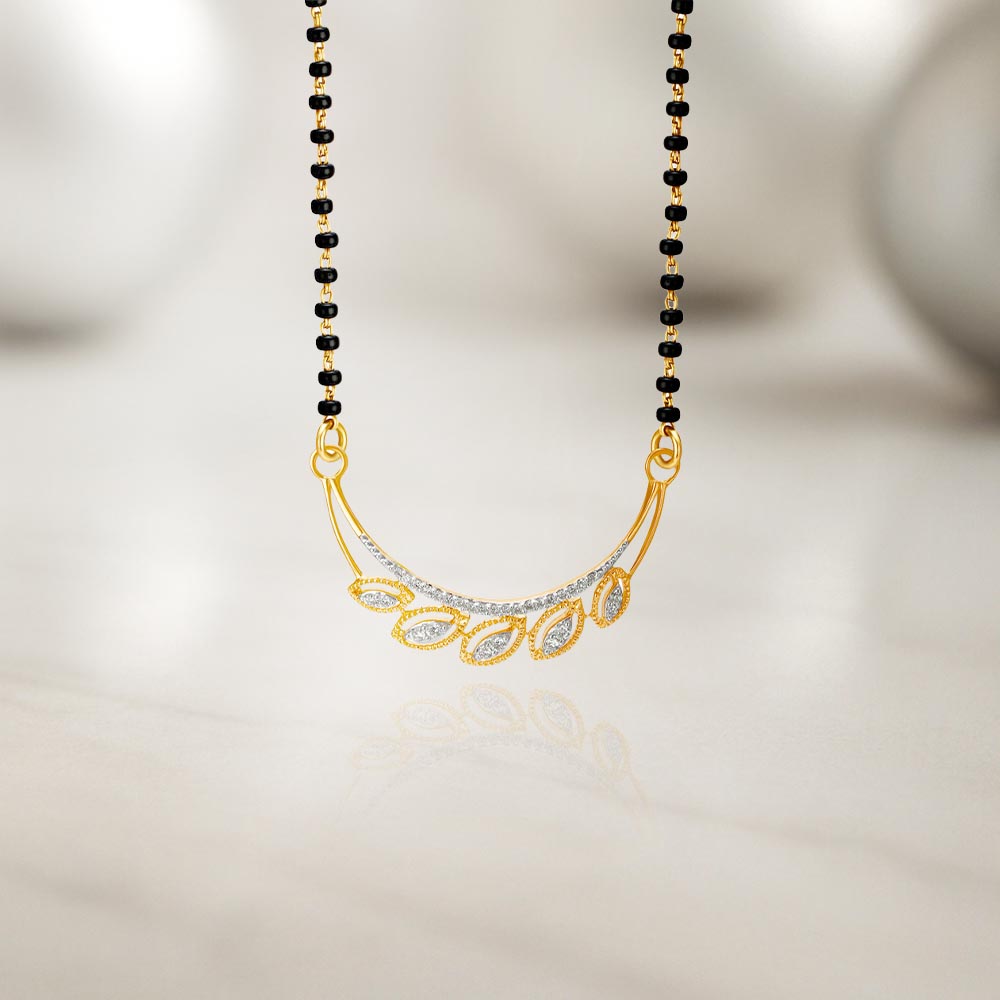 

Crescent Bloom Diamond Mangalsutra