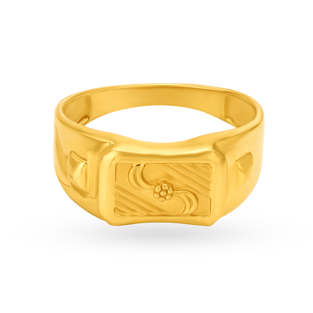 Stunning 22 Karat Yellow Gold Floral Engraved Finger Ring,,hi-res image number null