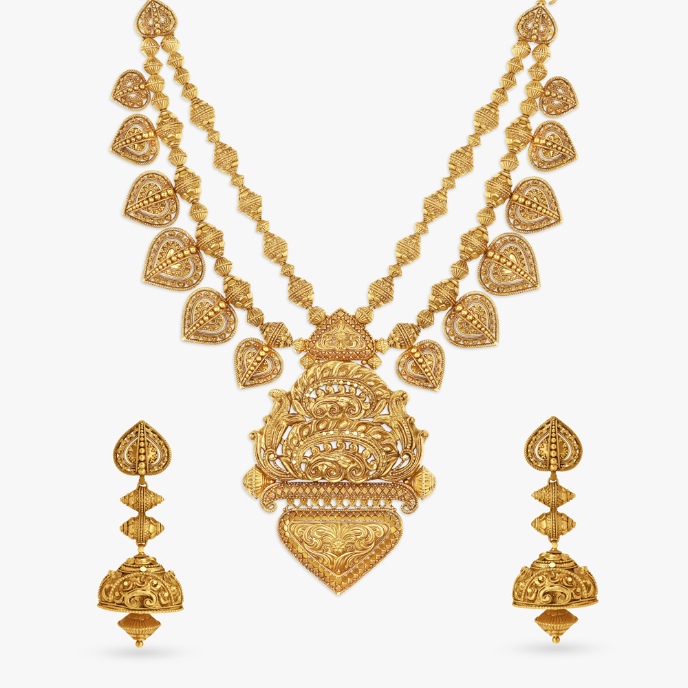 Marvellous Necklace Set with Ornate Beads and Jalidaar Nakashi,,hi-res image number null