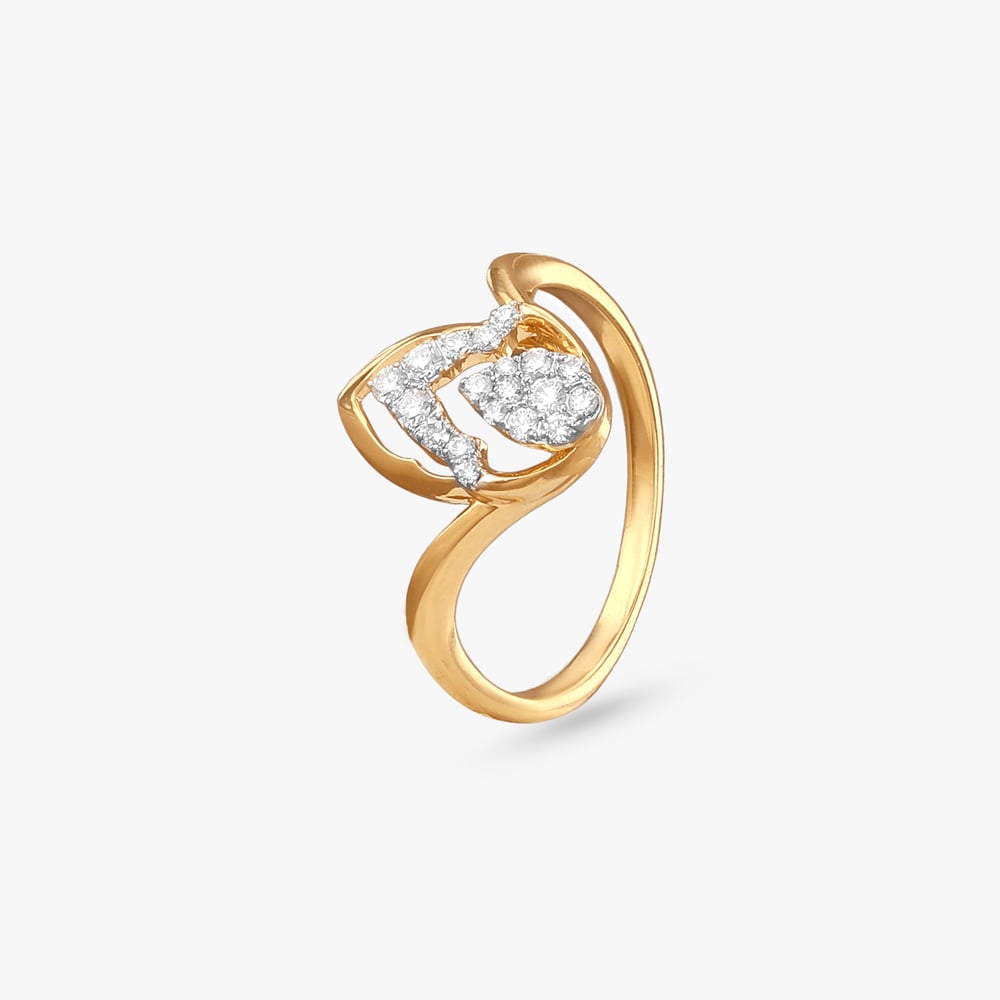 

Royal Arc Diamond Ring