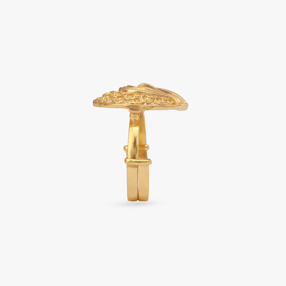 Swirl Sovereign Gold Ring,,hi-res image number null